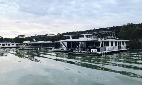 Murray River Houseboat Adventure. South Australia