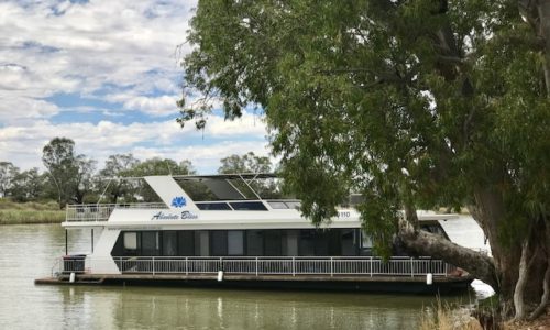 White Houseboats. Mannum. South Australia