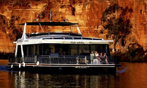 White Houseboats. Mannum. South Australia