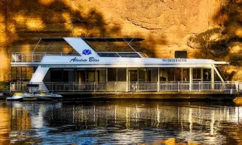 White Houseboats. Mannum. South Australia